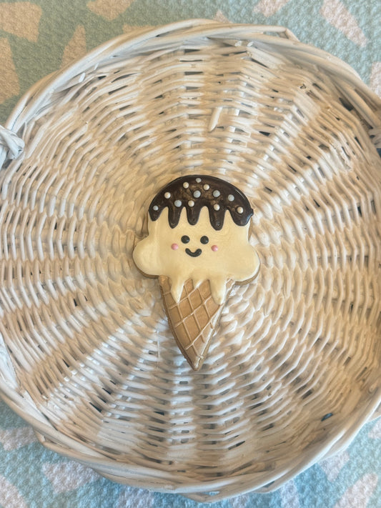 HAPPY SCOOPS