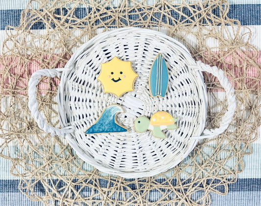 CATCH SOME RAYS ICED TREATS