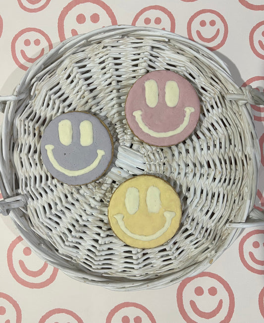 ICED SMILEY FACE TREATS